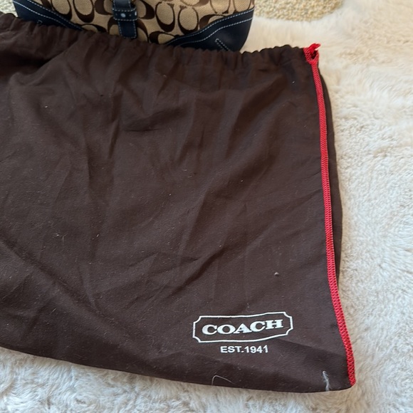 BRAND NEW COACH SHOULDER BAG - Picture 2 of 9